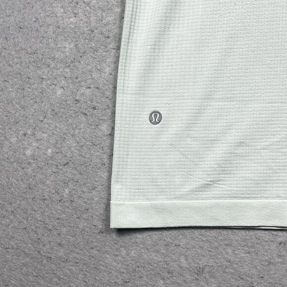 Lululemon Shirt Mens Large Green Short Sleeve Running Hiking T Shirt Athleisure - Picture 9 of 12